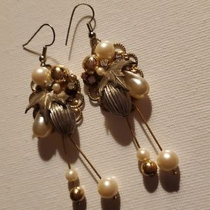 Vintage gold and pearl earrings